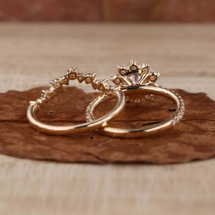 Intricate Round Brilliant Cut Wedding Set - Lab Grown Diamond Ring