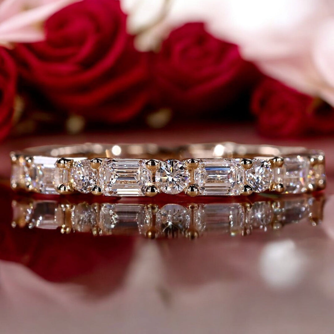 Lab Grown Diamond Ring – Emerald & Round Cut Eternity Band