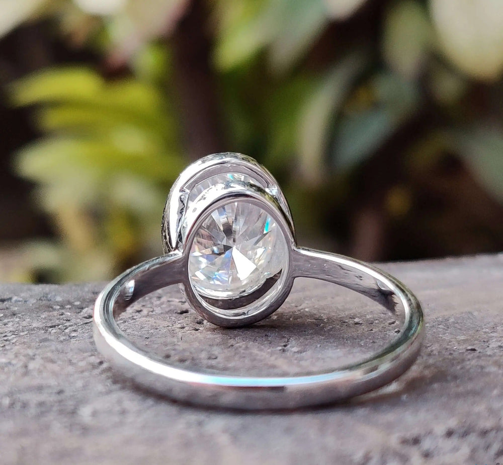 Moissanite Ring - Elegant Oval Cut Solitaire Engagement Ring