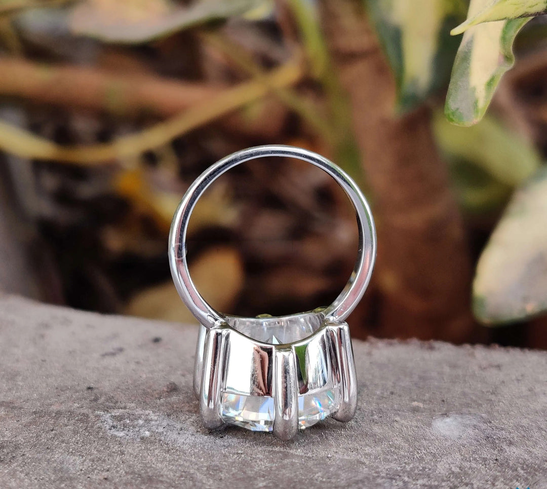 Moissanite Ring - Classic Round Brilliant Cut Engagement Ring