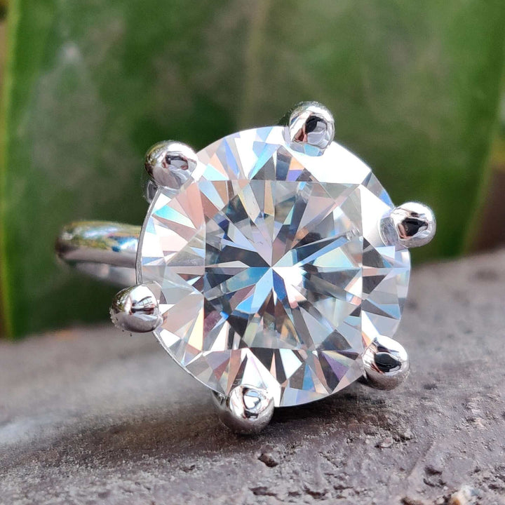 Moissanite Ring - Classic Round Brilliant Cut Engagement Ring