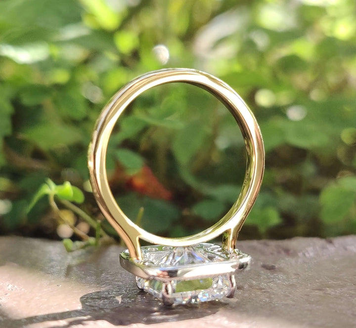Radiant Cut Moissanite Halo Engagement Ring